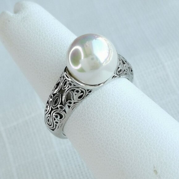 NWT White shell pearl filigree cocktail ring size 8 - Picture 6 of 6